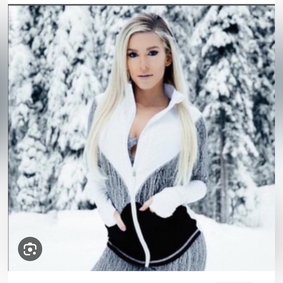 Buffbunny Jacquard Jacket - Picture 6 of 6